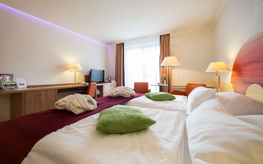Hotel & Spa Sommerfeld - Adults Only Kremmen Bagian luar foto