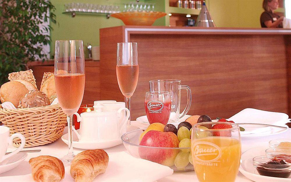Hotel & Spa Sommerfeld - Adults Only Kremmen Bagian luar foto
